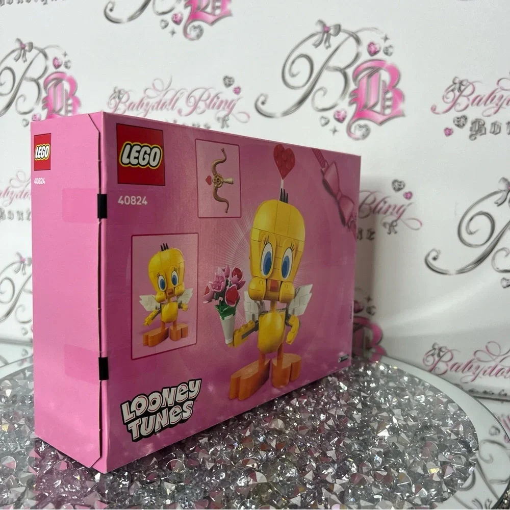 LEGO Looney Tunes Tweety Bird Building Kit - Yellow brand new valentines Cupid